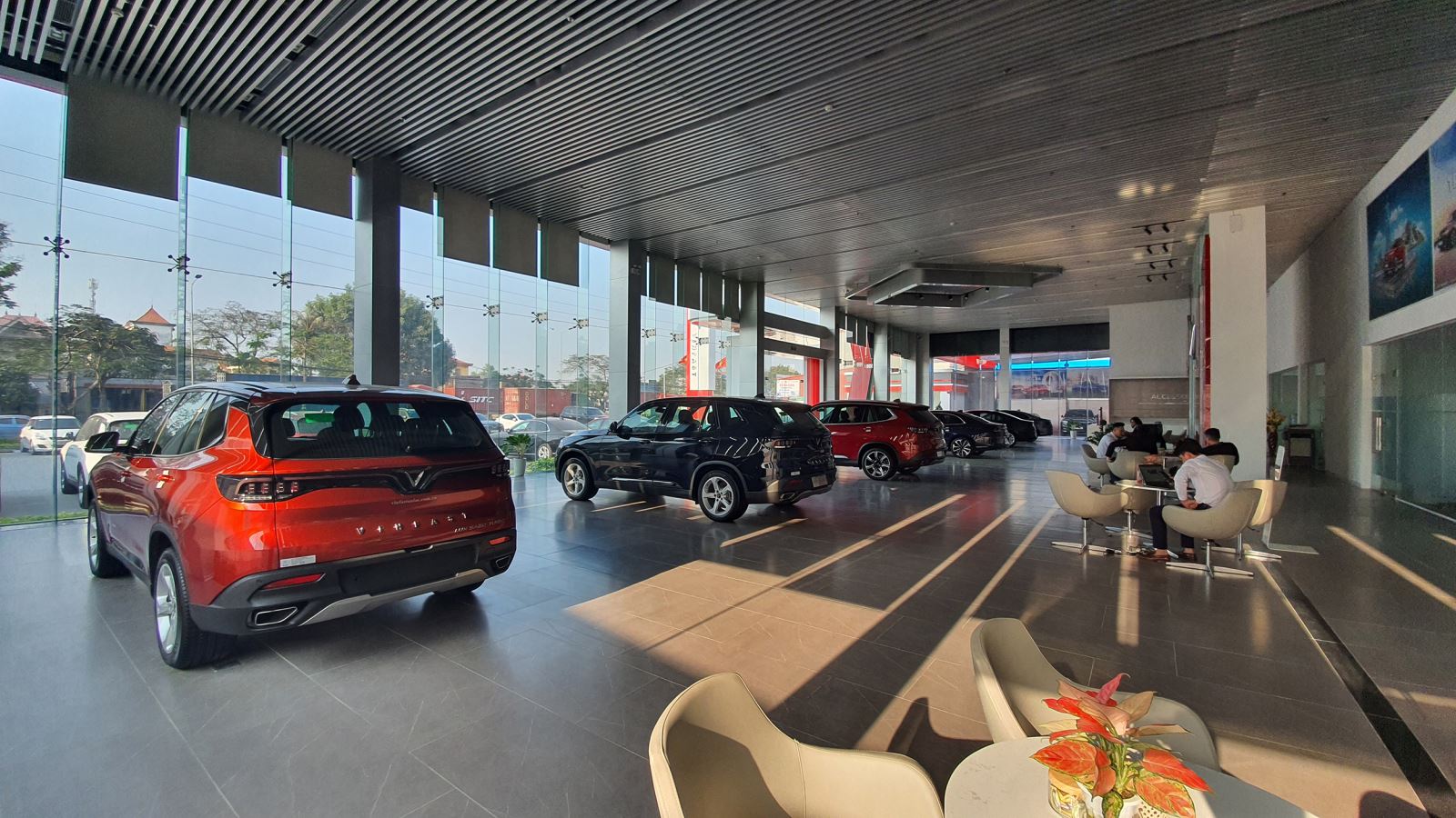 Dự án lắp đặt rèm cửa cao cấp tại showroom vinfast hải phòng