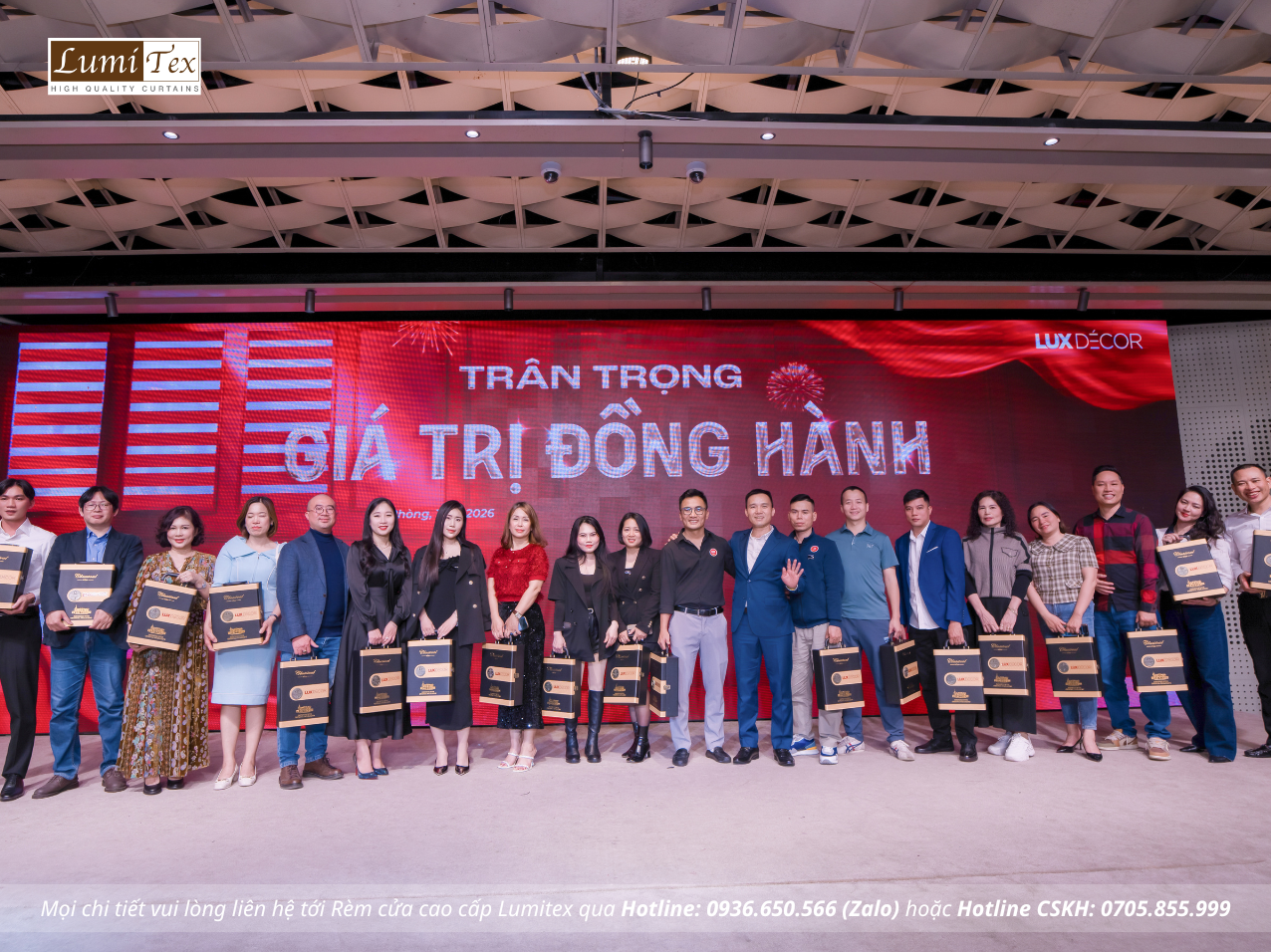 Rèm Lumitex tham dự sự kiện Tiệc Tất niên Lux Decor