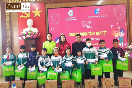 Rèm Lumitex đồng hành cùng Hội Doanh nhân trẻ Hải Phòng trao quà Tết tại Trường Tiểu học Thị trấn Gia Lộc 2