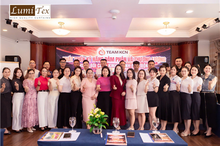 Rèm Lumitex tham dự khóa đào tạo nâng cao kỹ năng đàm phán và thương lượng trong bối cảnh kinh tế biến động