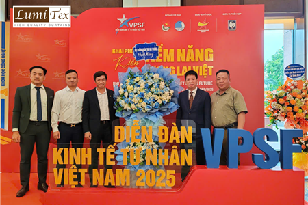 Đoàn đại biểu Hội Doanh nhân trẻ Hải Phòng tham dự Diễn đàn Kinh tế tư nhân Việt Nam 2025