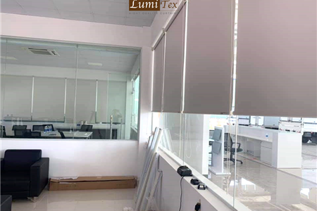 Lắp đặt 172 bộ rèm Ecoshade cho Showroom Ô Tô Trọng Thiện